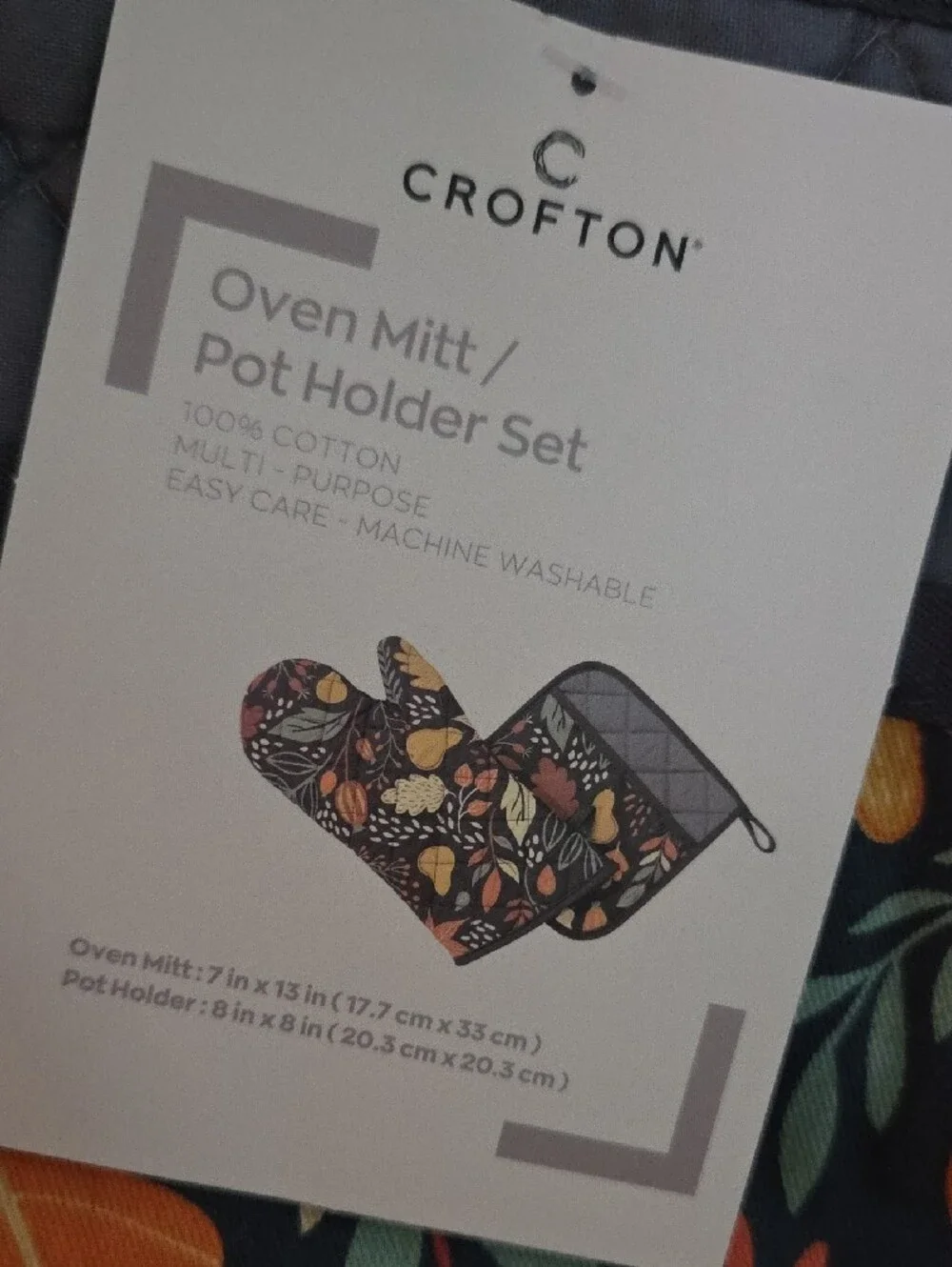 Crofton NWT Autumn Leaf Print Kitchen Set - 4 Piece